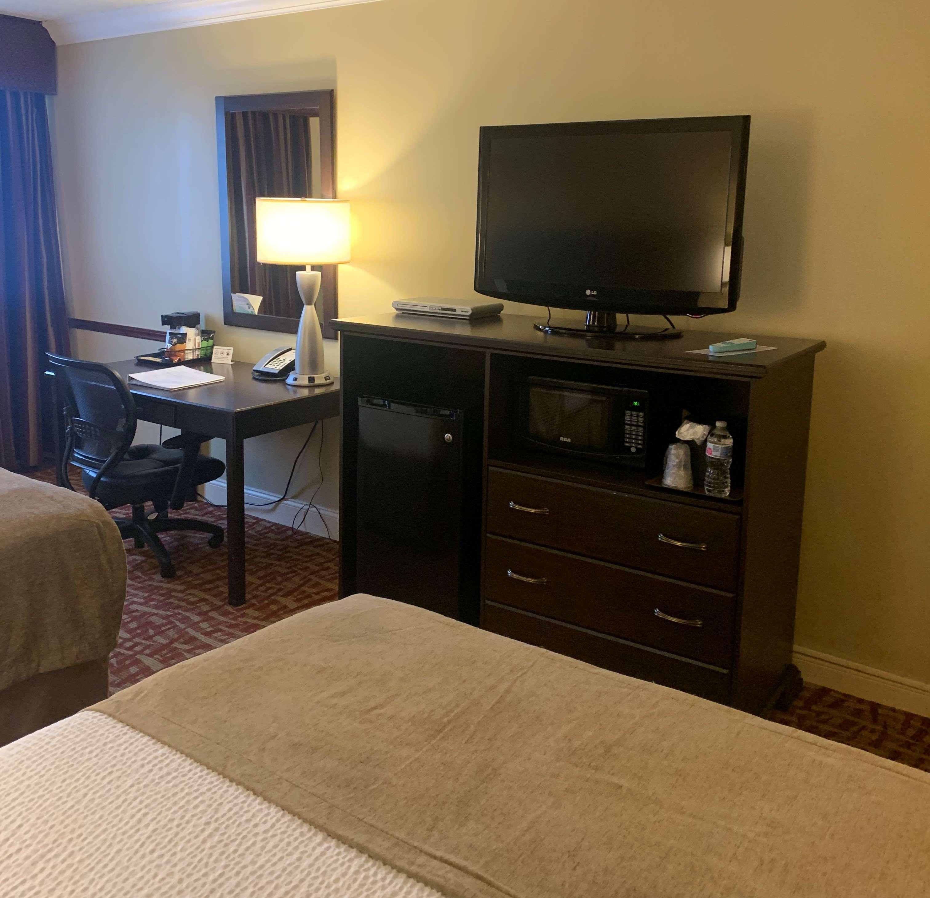 Best Western Plus Wilkes Barre Center City Buitenkant foto