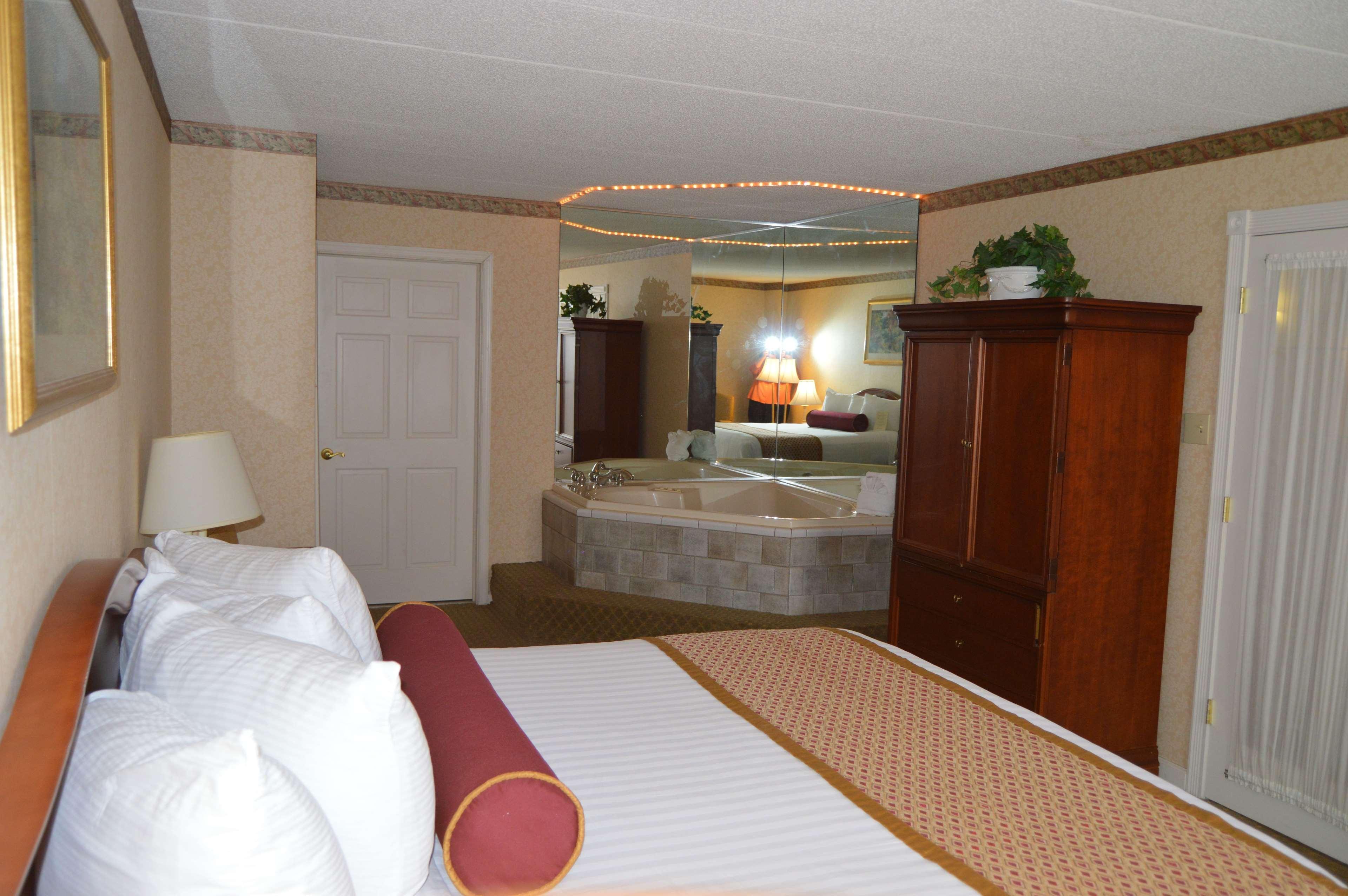 Best Western Plus Wilkes Barre Center City Buitenkant foto